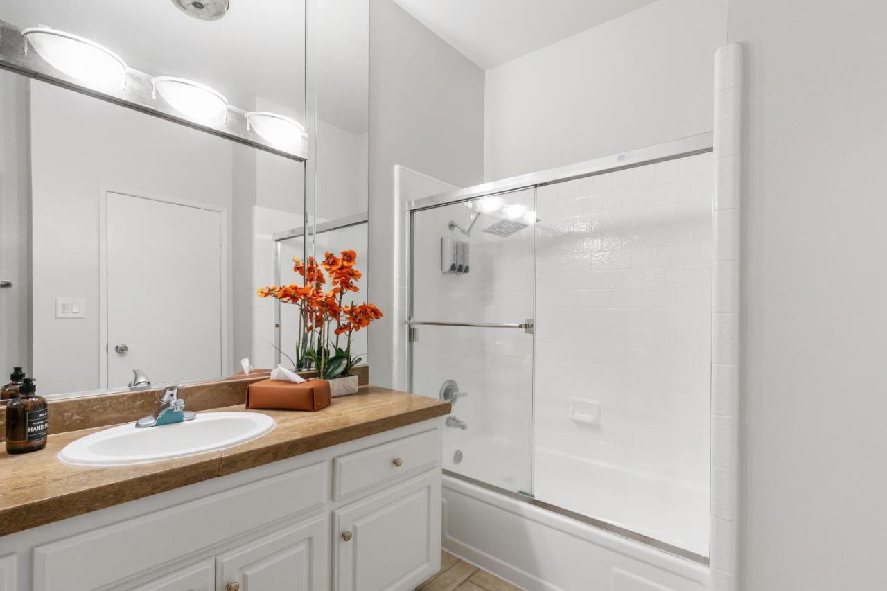 Beverly Hills 2 Bed 2 Bath Penthouse With Den And Parking 414 Los Angeles Exterior foto